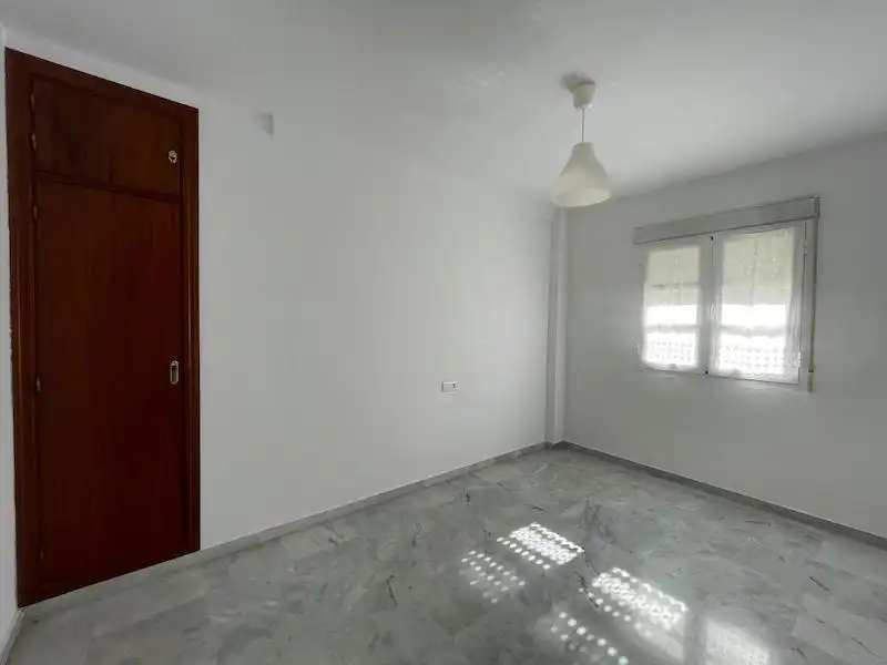 Dormitori de Casa adosada de lloguer en Vélez-Málaga amb Terrassa, Traster i Forn