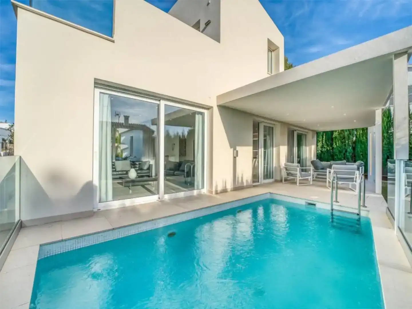 Piscina de Casa o xalet de lloguer en Alcúdia amb Aire condicionat, Piscina i Balcó
