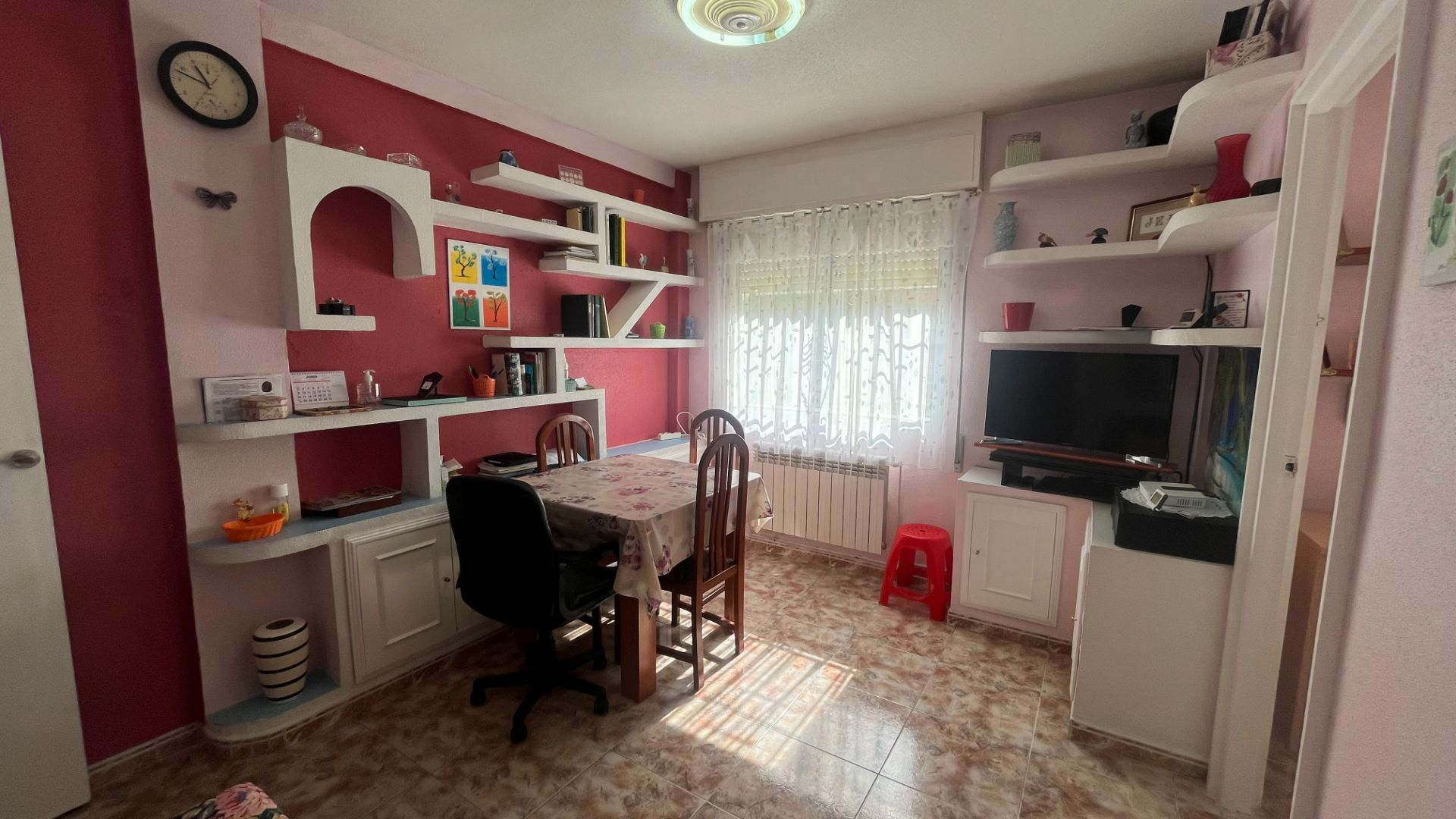 Sala d'estar de Pis en venda en Valladolid Capital amb Calefacció, Moblat i Forn