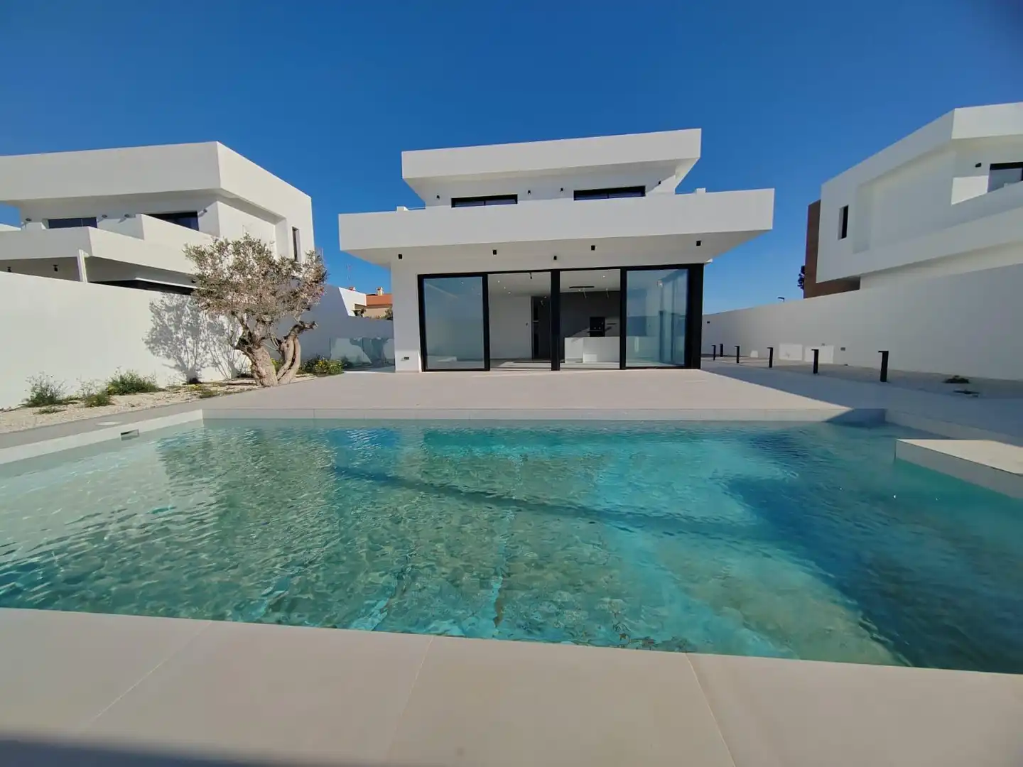 Vista exterior de Casa o chalet en venta en Sant Joan d'Alacant con Aire acondicionado, Calefacción y Jardín privado