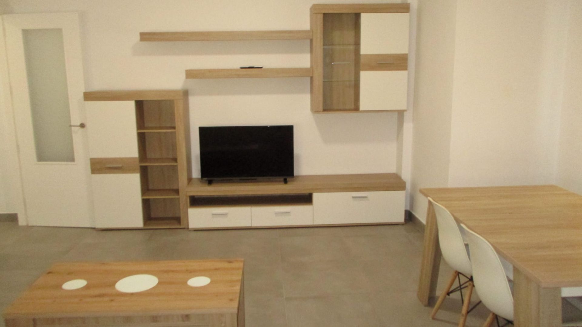 Living room of Flat to rent in La Línea de la Concepción  with Air Conditioner, Heating and Furnished