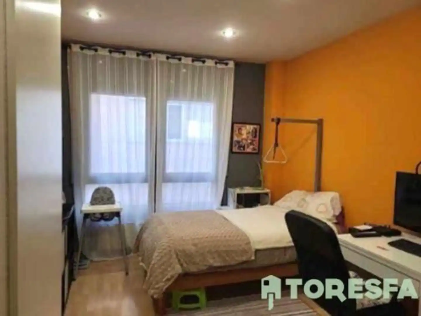 Bedroom of Detached homes for sale in Rubí  with Balcony