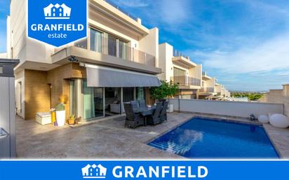 Exterior view of House or chalet for sale in Orihuela  with Air Conditioner, Terrace and Swimming Pool