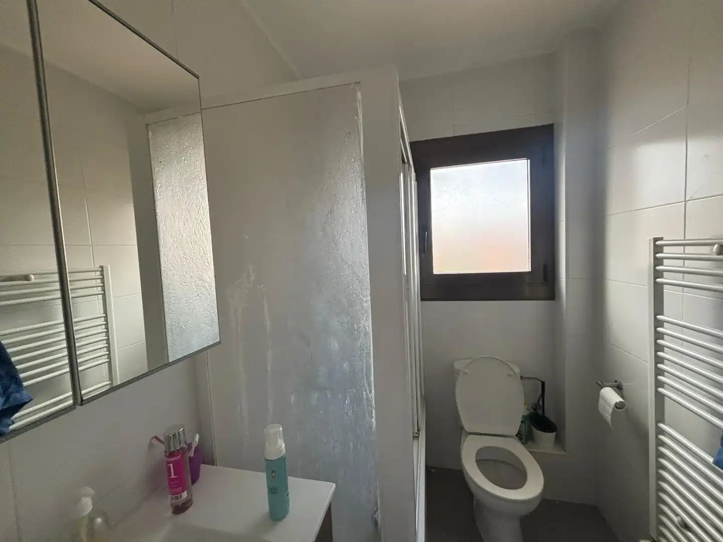 Baño de Piso en venta en Sabadell con Calefacción