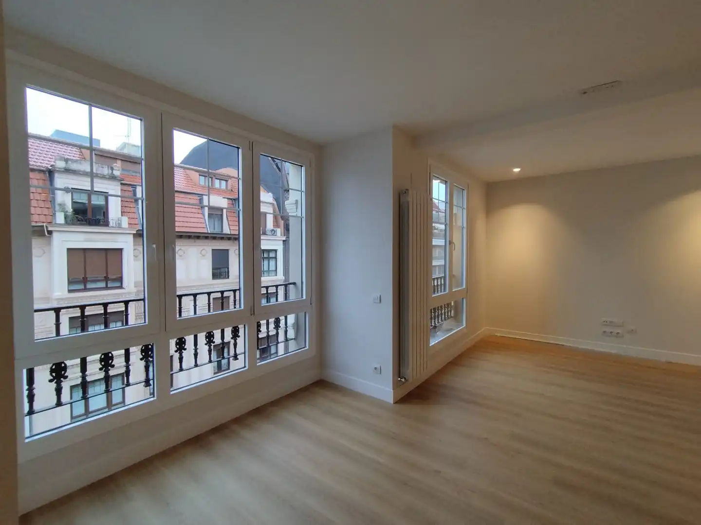 Bedroom of Flat for rent in Bilbao   with Heating