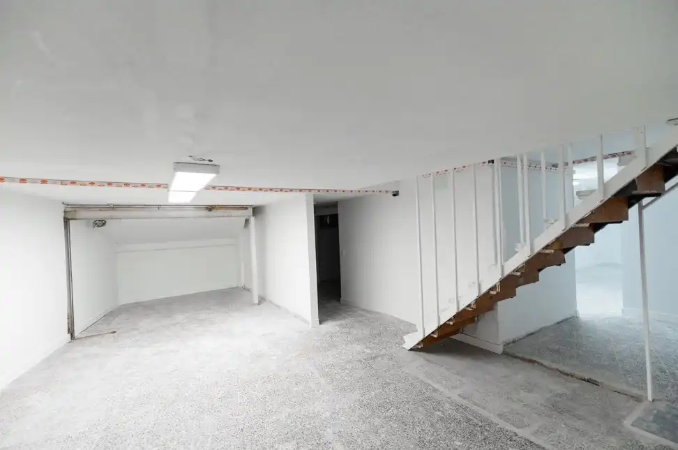 Geschaftsraum zur Miete in Centro