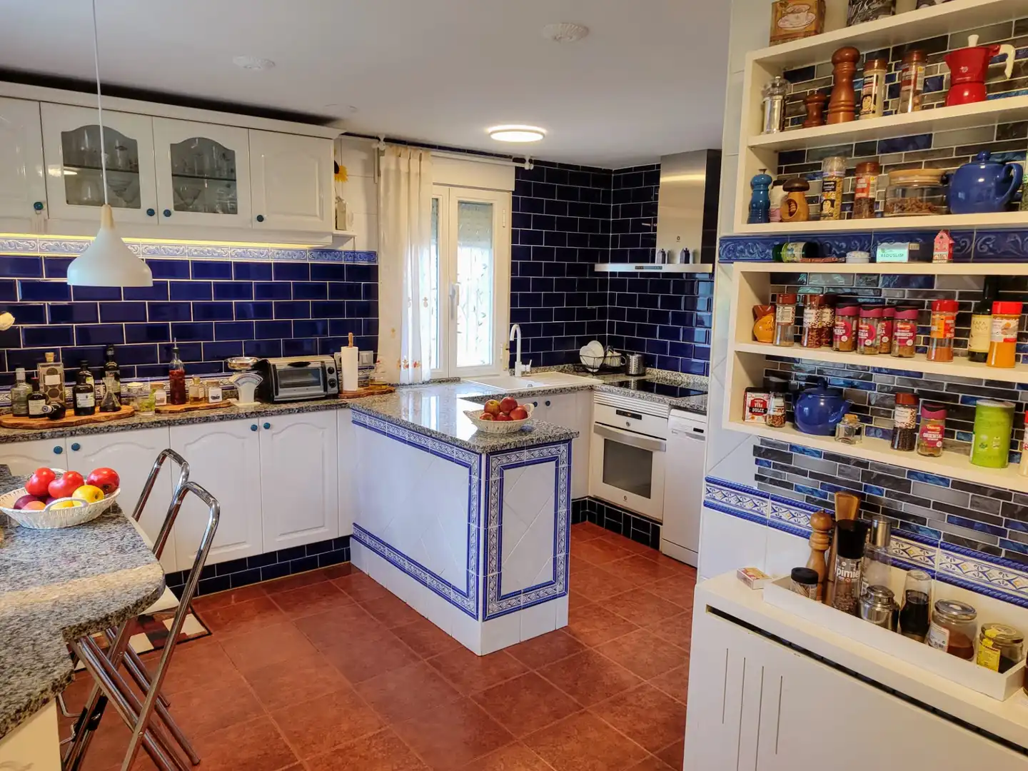Cocina de Casa o chalet en venta en Villalbilla con Jardín privado, Terraza y Trastero