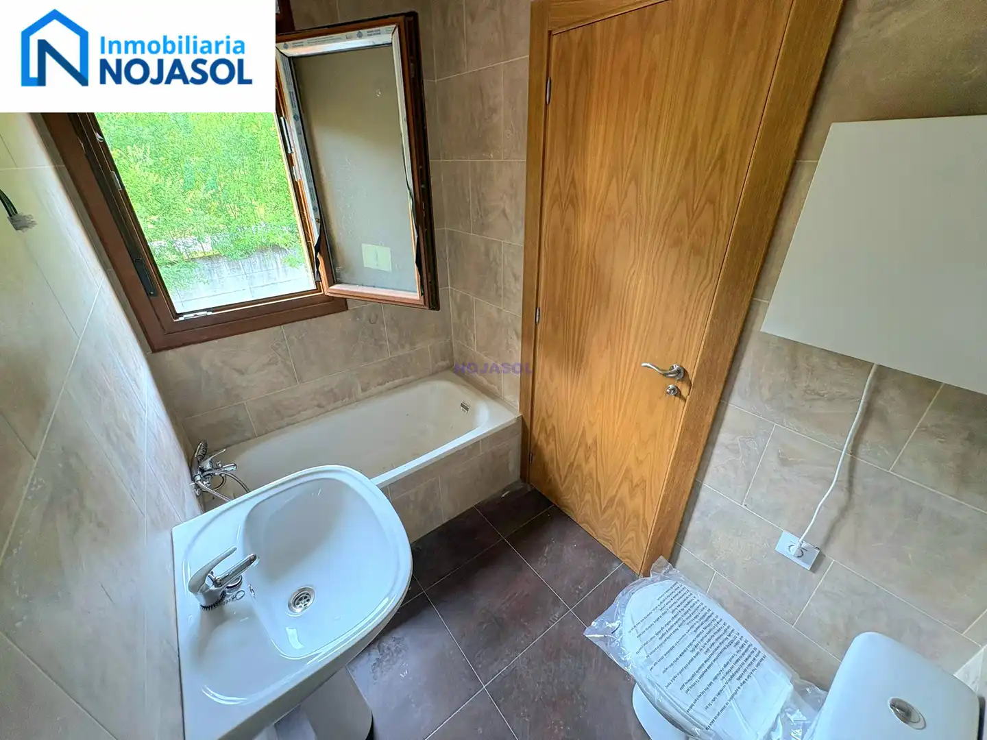 Casa adosada en venta en CA-261, 28, Ruesga