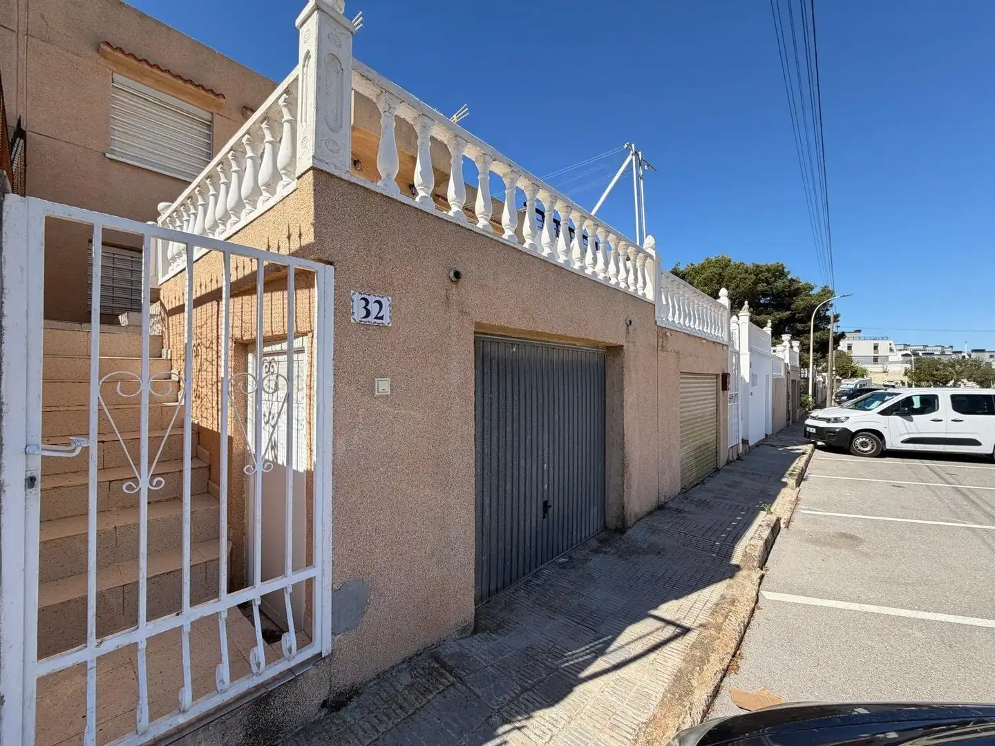 Außenansicht von Country house zum Verkauf in Santa Pola mit Heizung und Möbliert
