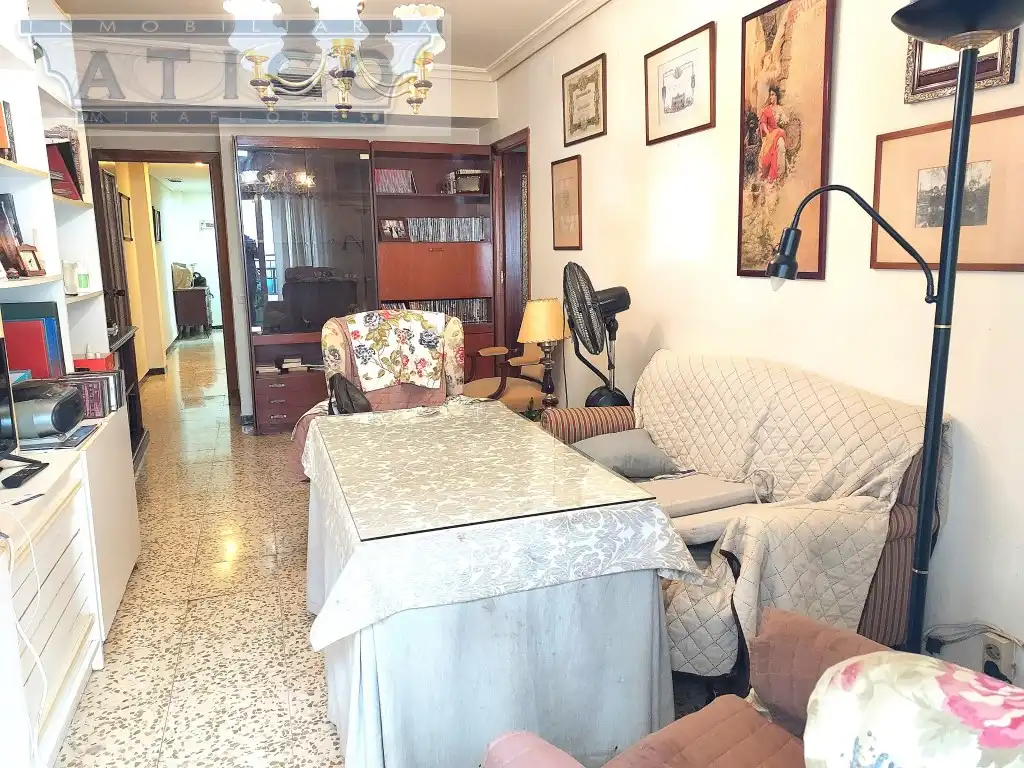 Sala de estar de Piso en venta en Sevilla