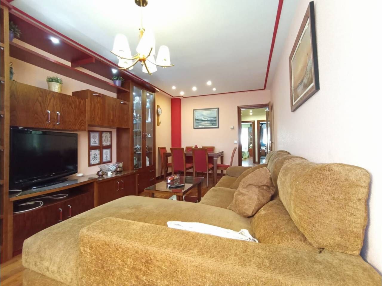 Living room of Flat for sale in Cardeñadijo  with Heating, Parquet flooring and Storage room