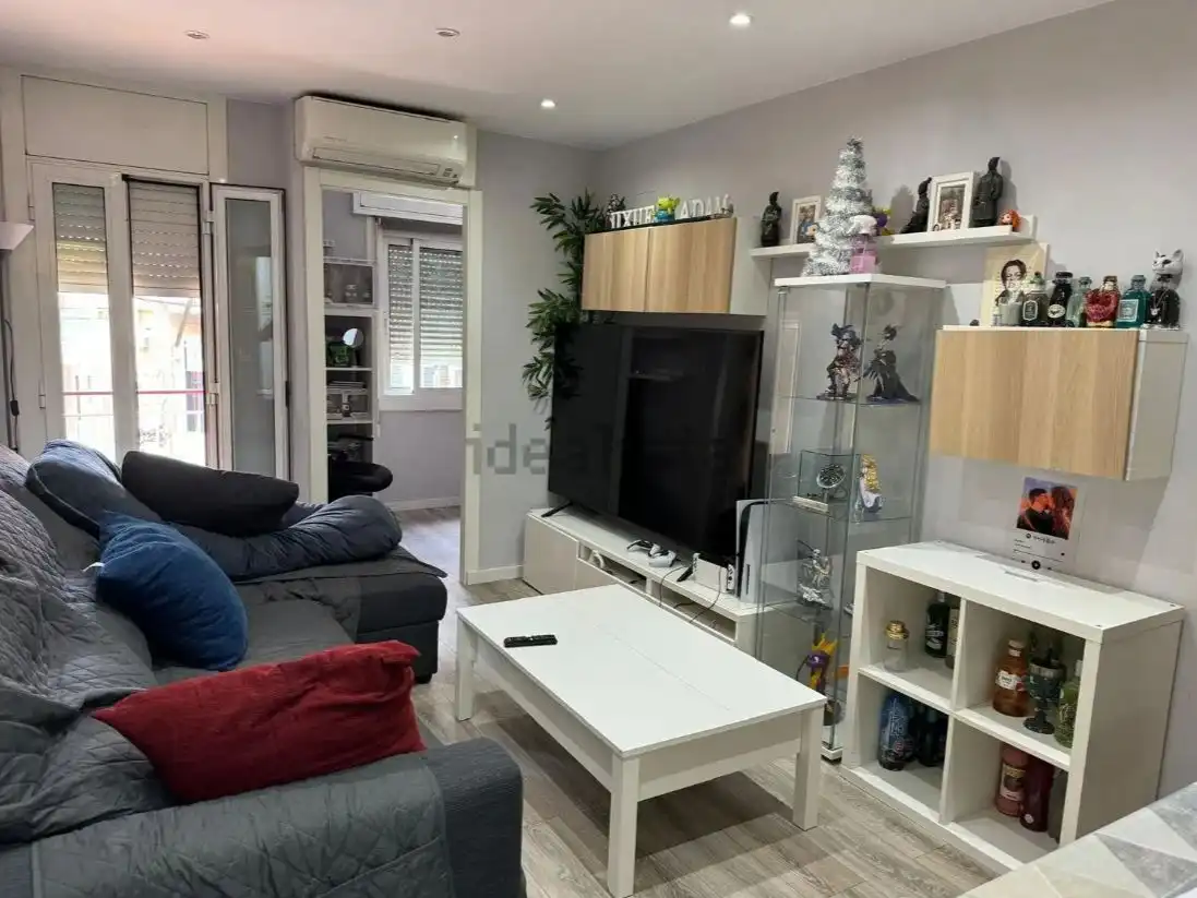 Flat with lift for sale in Avinguda Ponent 32