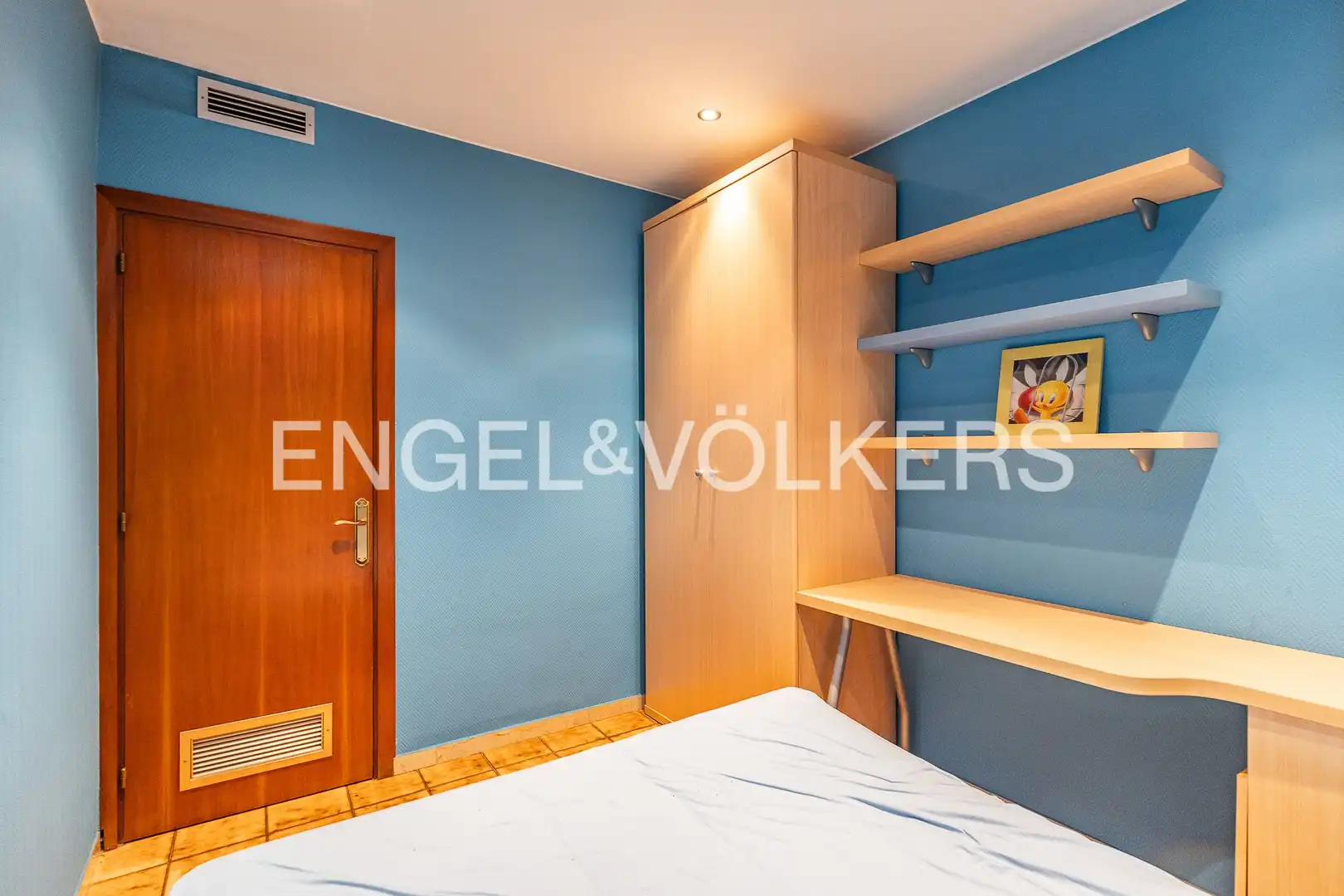 Habitación de Casa adosada en venta en Martorell, Barcelona