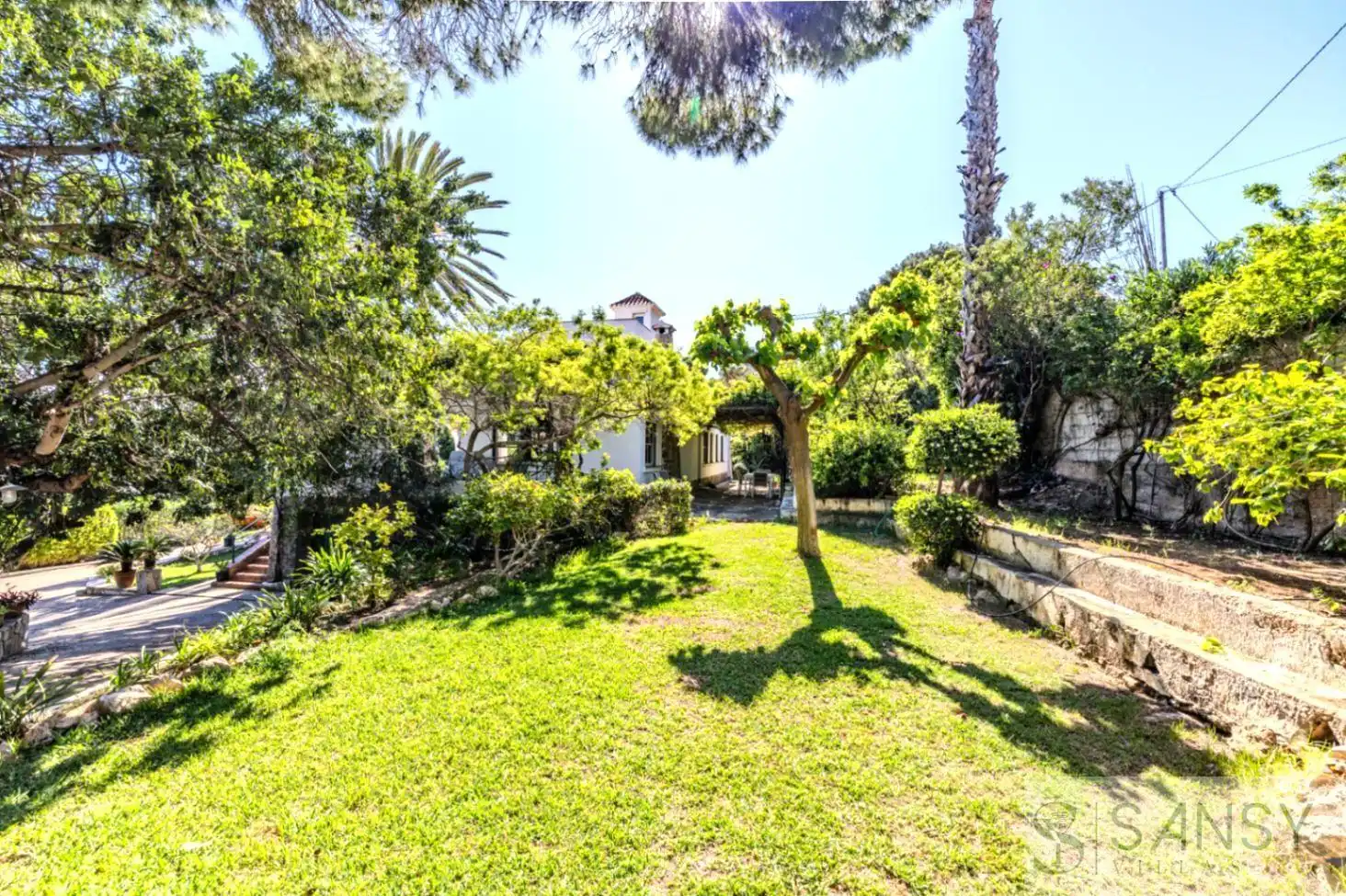 Houses for sale in Las Rotas / Les Rotes
