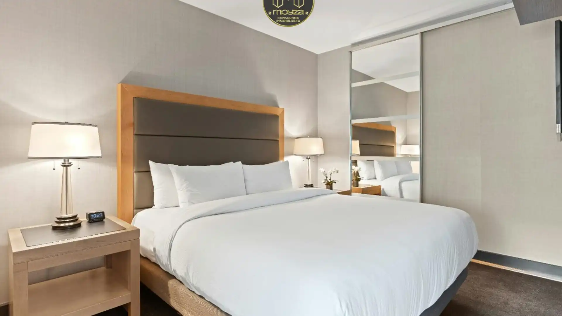 Bedroom of Building for sale in Arona