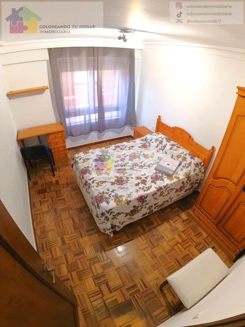 Habitación de Piso de alquiler en León Capital  con Calefacción, Parquet y Amueblado