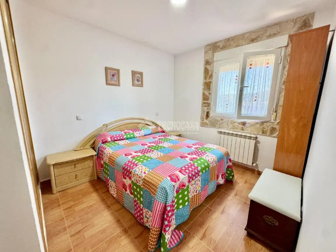 Habitación de Casa adosada en venta en Espinosa de Henares con Jardín privado y Trastero