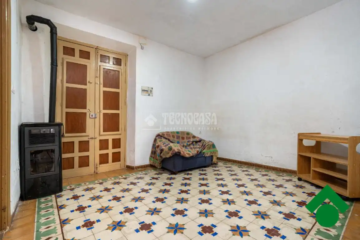 Casa adosada en venda en Láchar