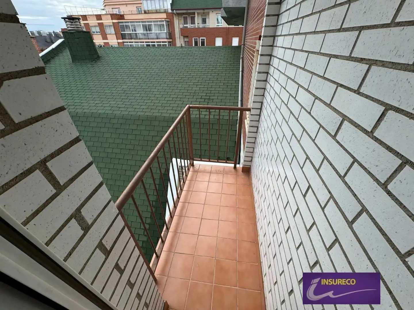 Terraza de Dúplex en venta en León Capital  con Calefacción, Terraza y Trastero
