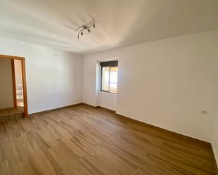 Bedroom of Flat for sale in Calzada de Calatrava  with Terrace and Balcony