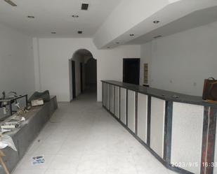 Building for sale in Quiroga