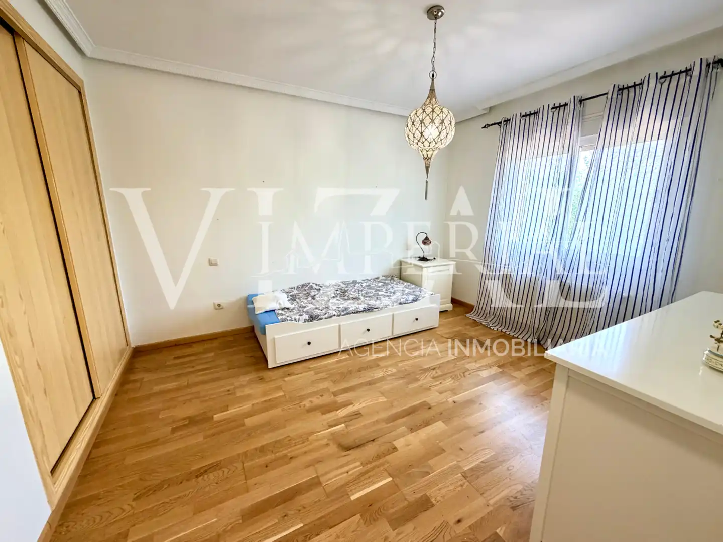 Dormitori de Casa o xalet en venda en Barcience amb Aire condicionat, Calefacció i Jardí privat