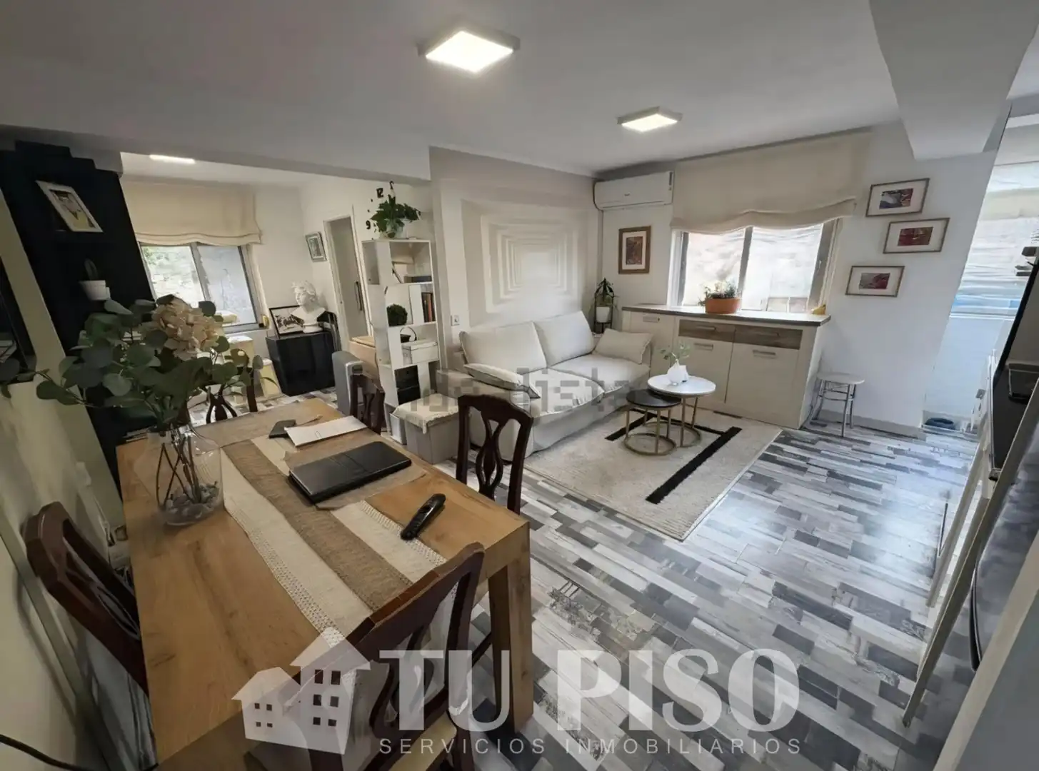 Sala d'estar de Pis en venda en Madrid amb Aire condicionat i Calefacció