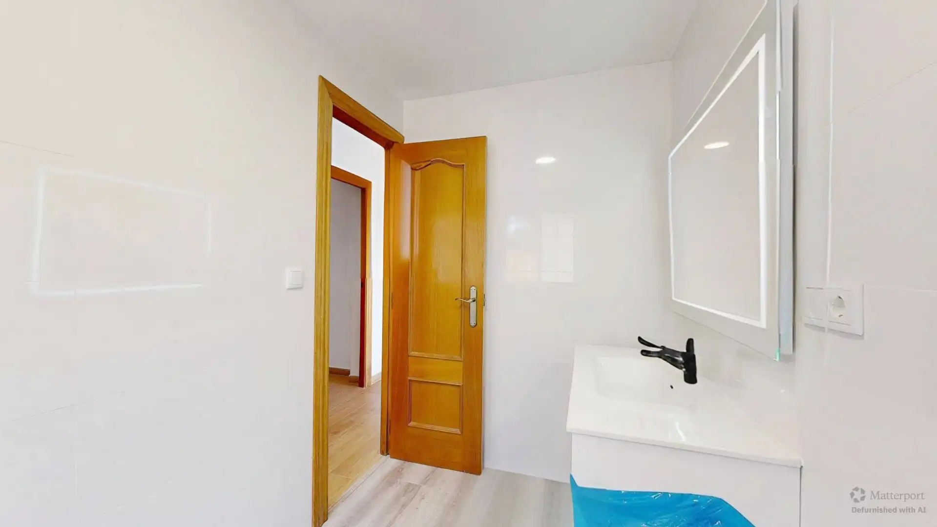 Baño de Casa o chalet en venta en Chiva con Terraza, Trastero y Piscina