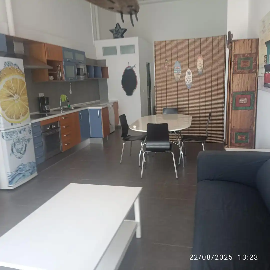 Cuina de Pis de lloguer en Roquetas de Mar amb Aire condicionat, Calefacció i Moblat