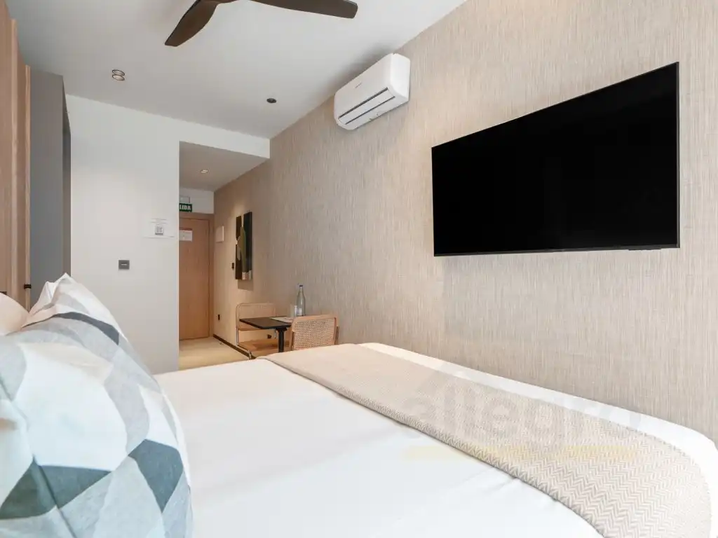 Bedroom of Commercial properties for sale in Puente de Vallecas