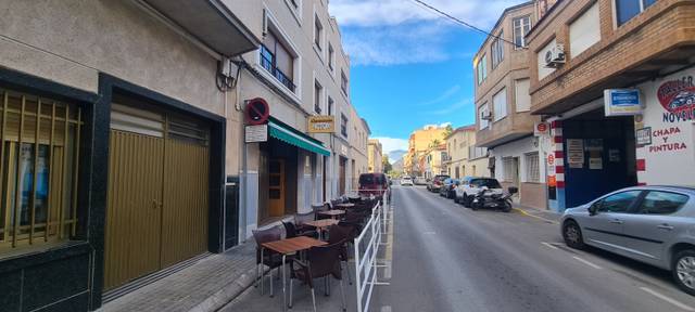 Local comercial en Venta en Novelda - CL VALLE INCLAN en Novelda