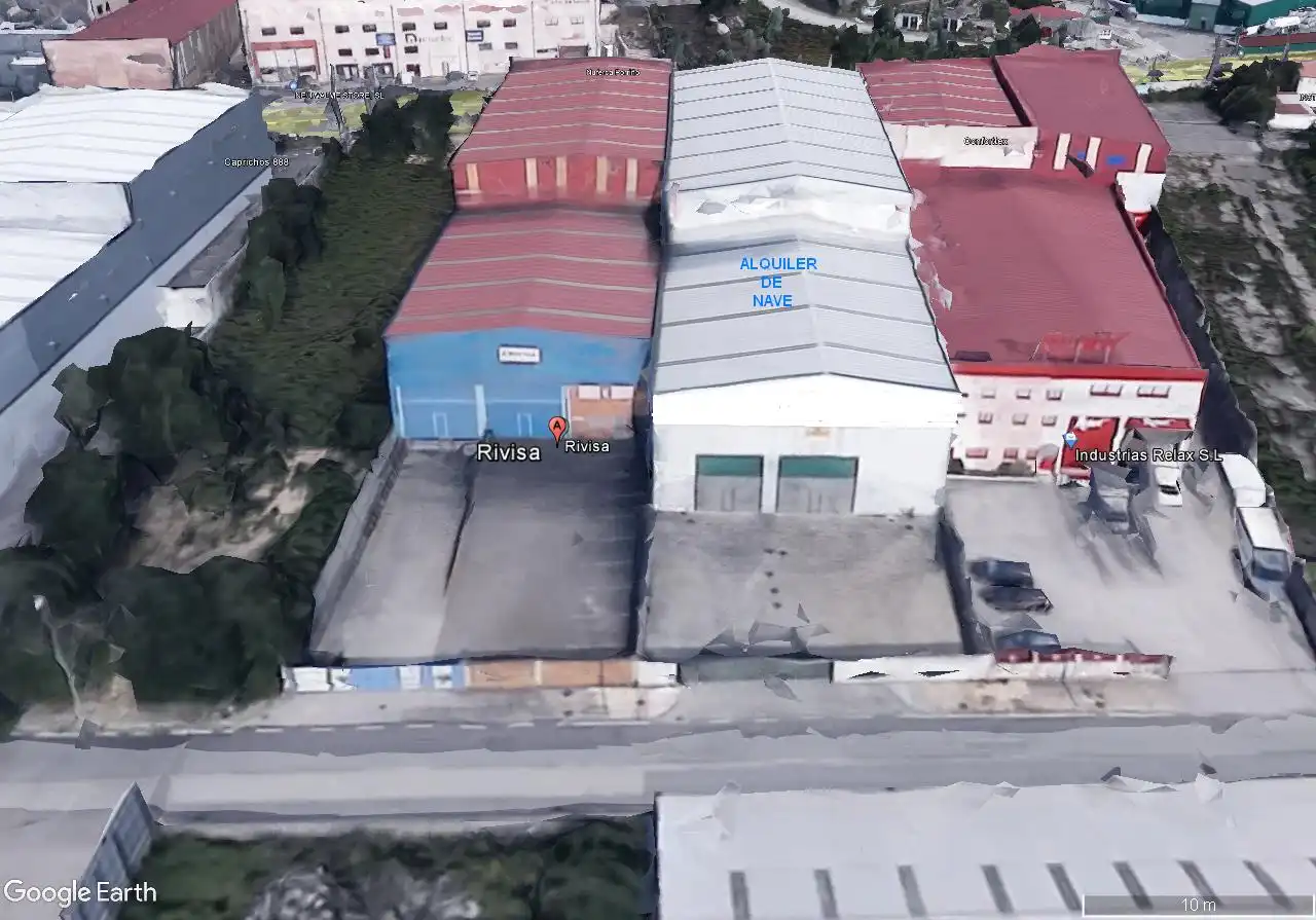 Vista exterior de Nau industrial en venda en O Porriño  