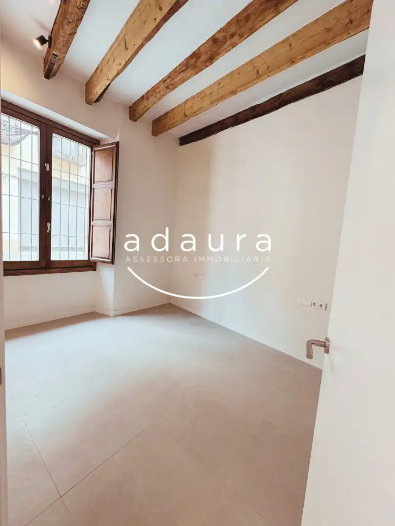 Bedroom of Ground floor for rent in Mataró  with Air Conditioner, Heating and Oven