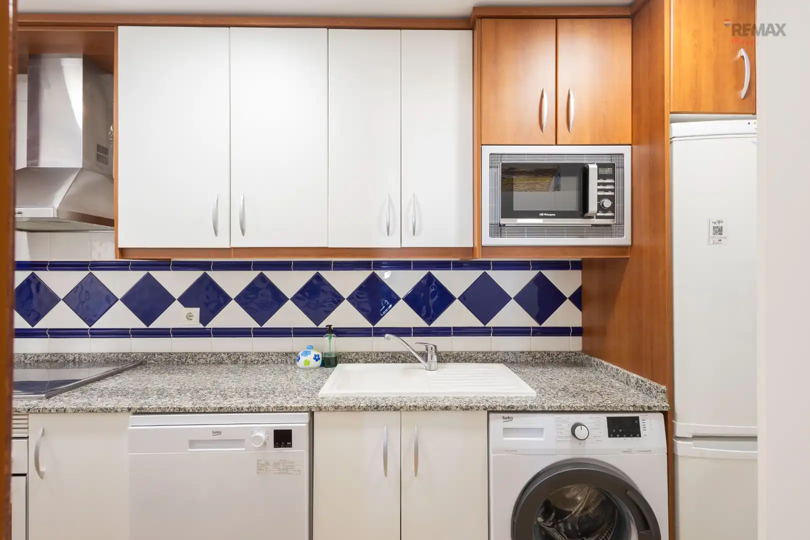Cuina de Apartament en venda en Vera amb Aire condicionat, Terrassa i Piscina comunitària