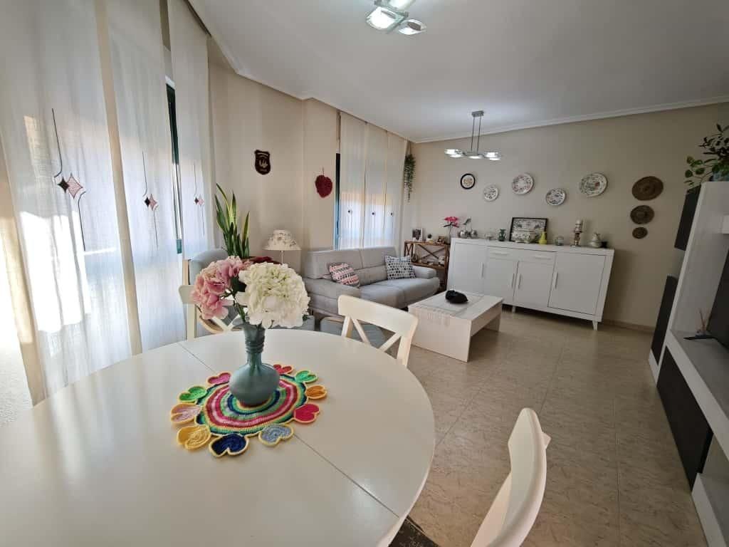 Living room of Flat for sale in Elche / Elx  with Air Conditioner and Balcony