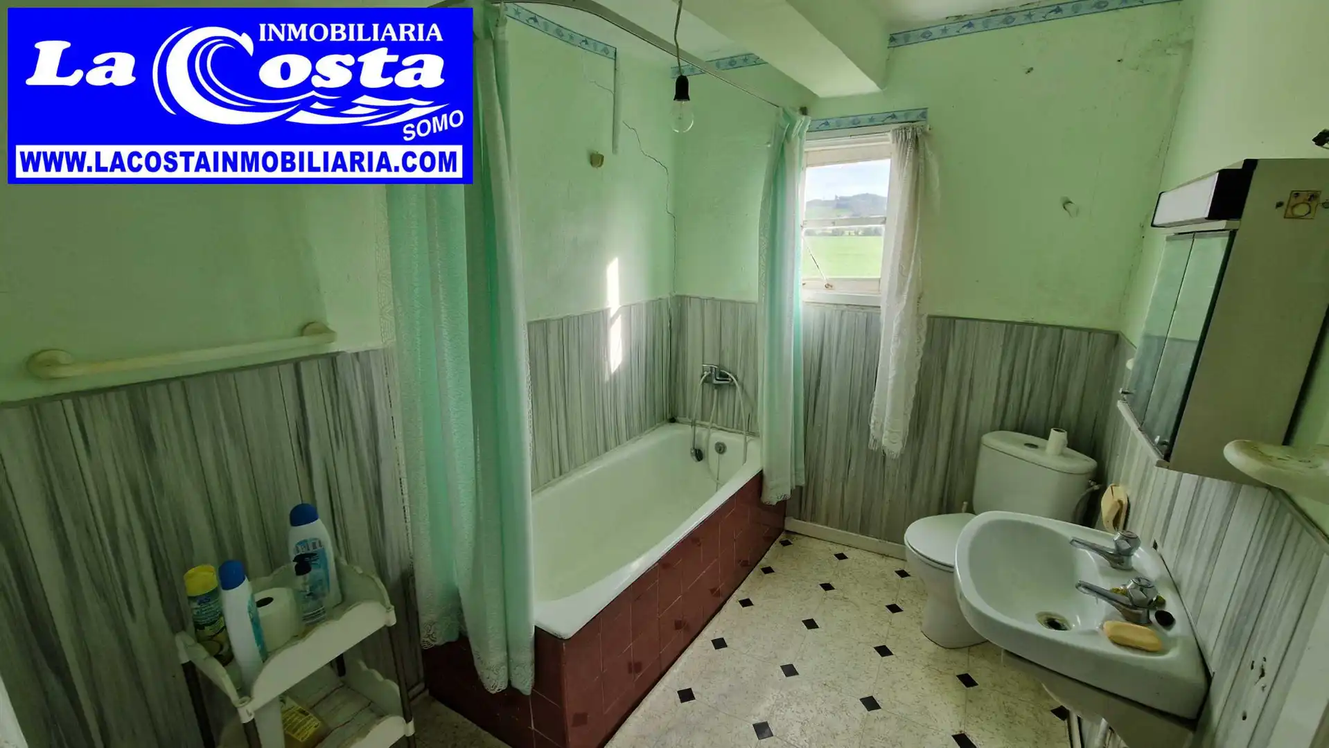 Baño de Casa o chalet en venta en Ribamontán al Mar con Jardín privado