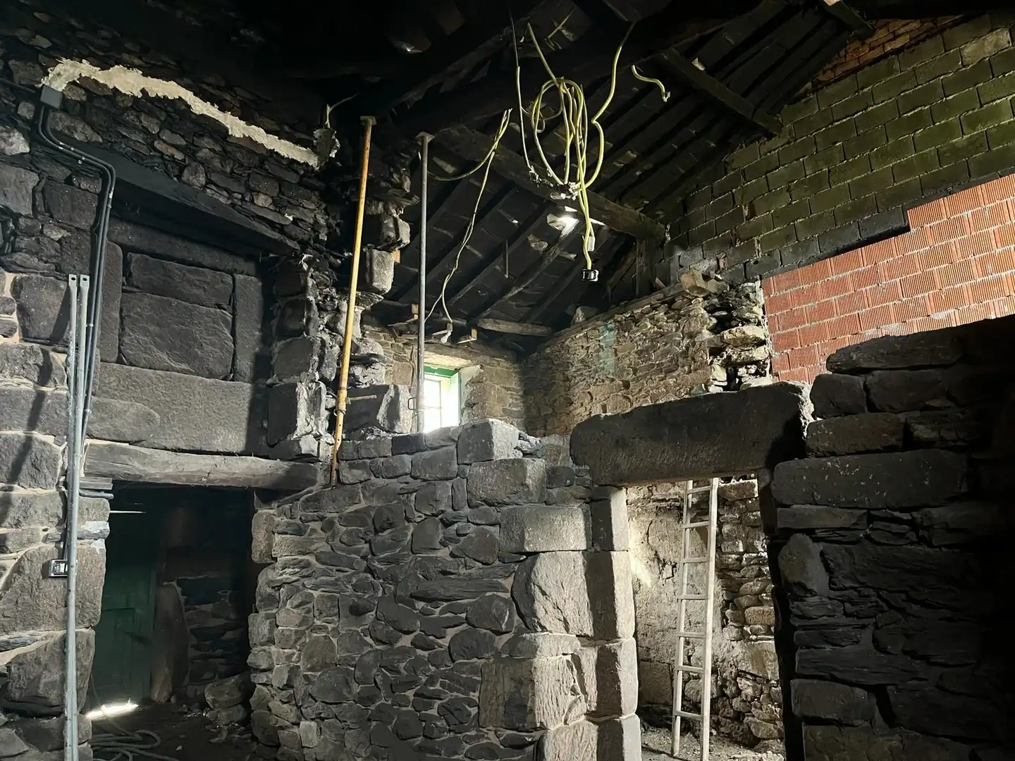 Casa o xalet en venda en A Gudiña  amb Jardí privat