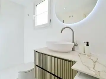Bathroom of Attic for sale in Sanlúcar de Barrameda  with Air Conditioner, Heating and Private garden