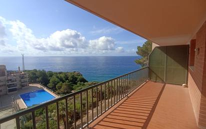 Schlafzimmer von Wohnungen zum verkauf in Salou mit Klimaanlage und Terrasse