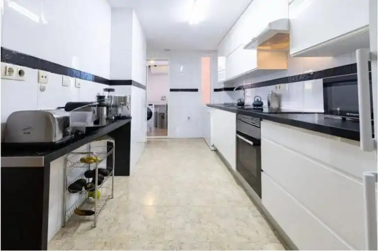 Cuina de Pis en venda en Murcia amb Moblat, Balcó i Piscina comunitària