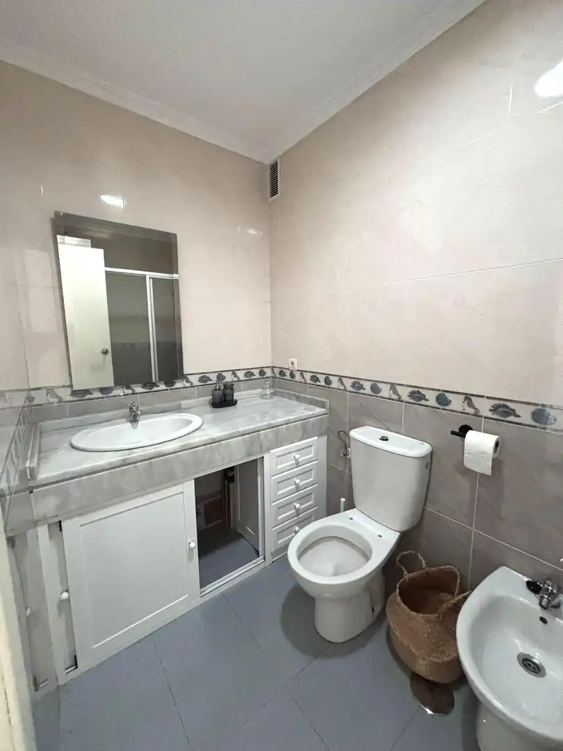 Bathroom of Flat for rent in Isla Cristina  with Balcony