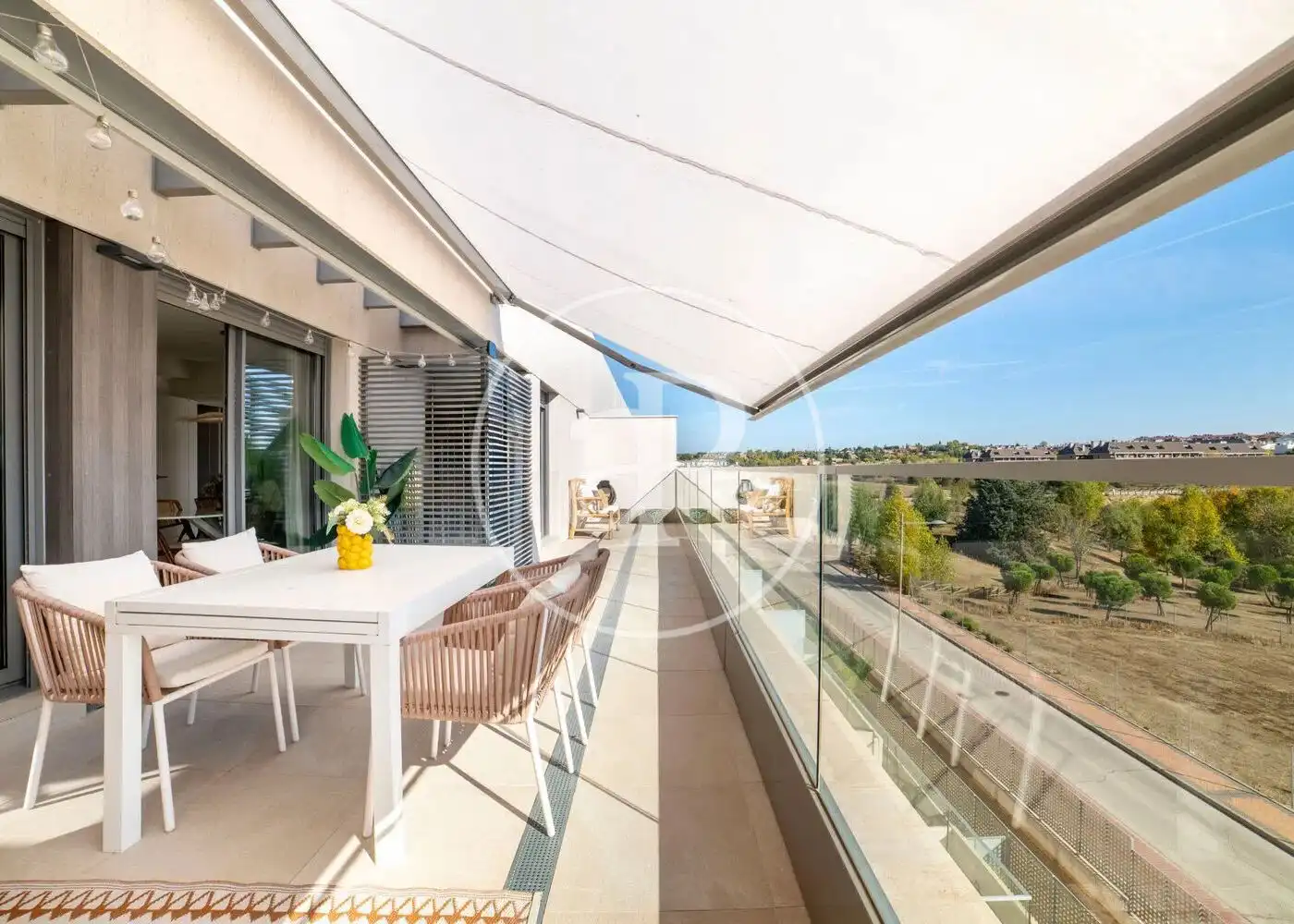 Terrassa de Àtic en venda en Boadilla del Monte amb Aire condicionat, Calefacció i Jardí privat