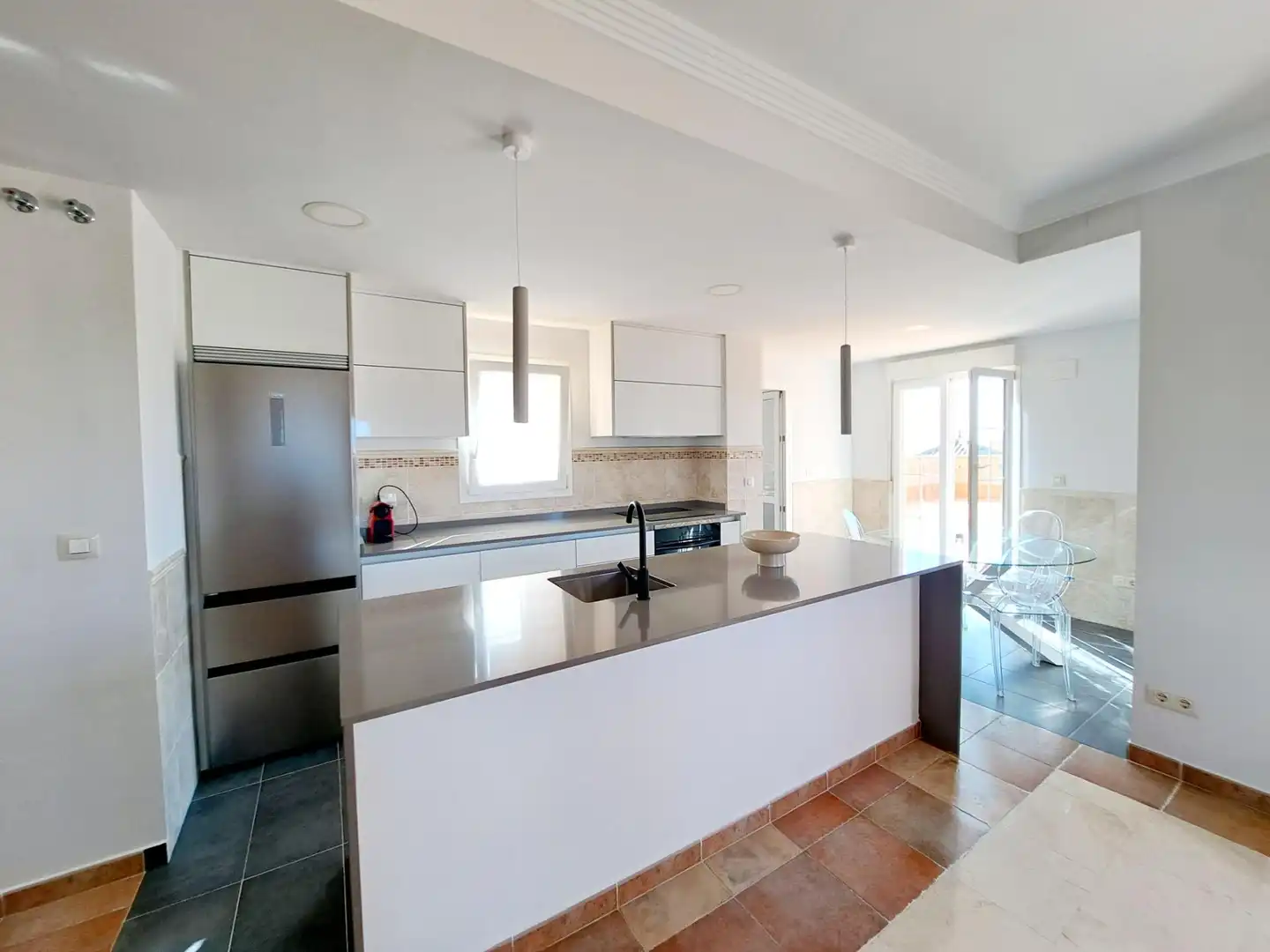 Cocina de Ático en venta en Ayamonte con Terraza y Piscina comunitaria