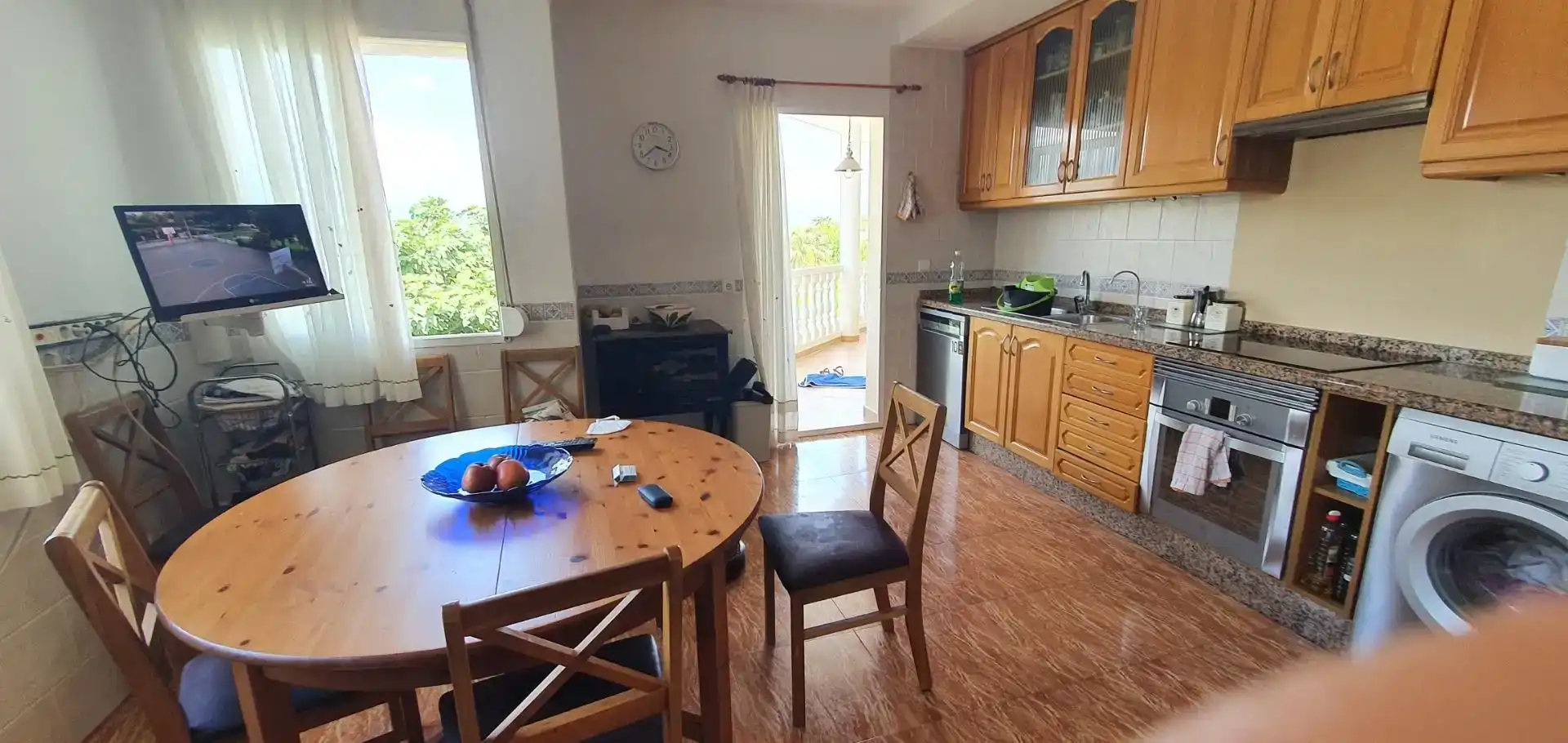 Cuina de Casa o xalet en venda en Pueblo - Urbanizaciones