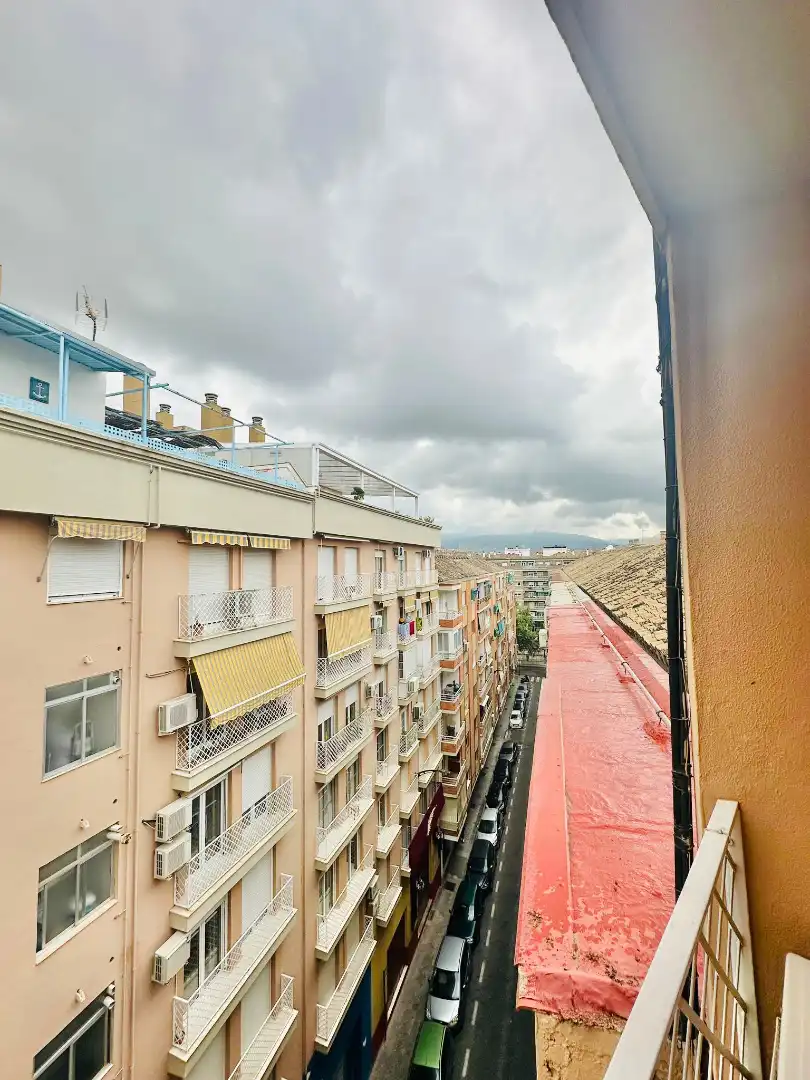Exterior view of Flat for rent in Granada  with Air Conditioner, Heating and Washing machine