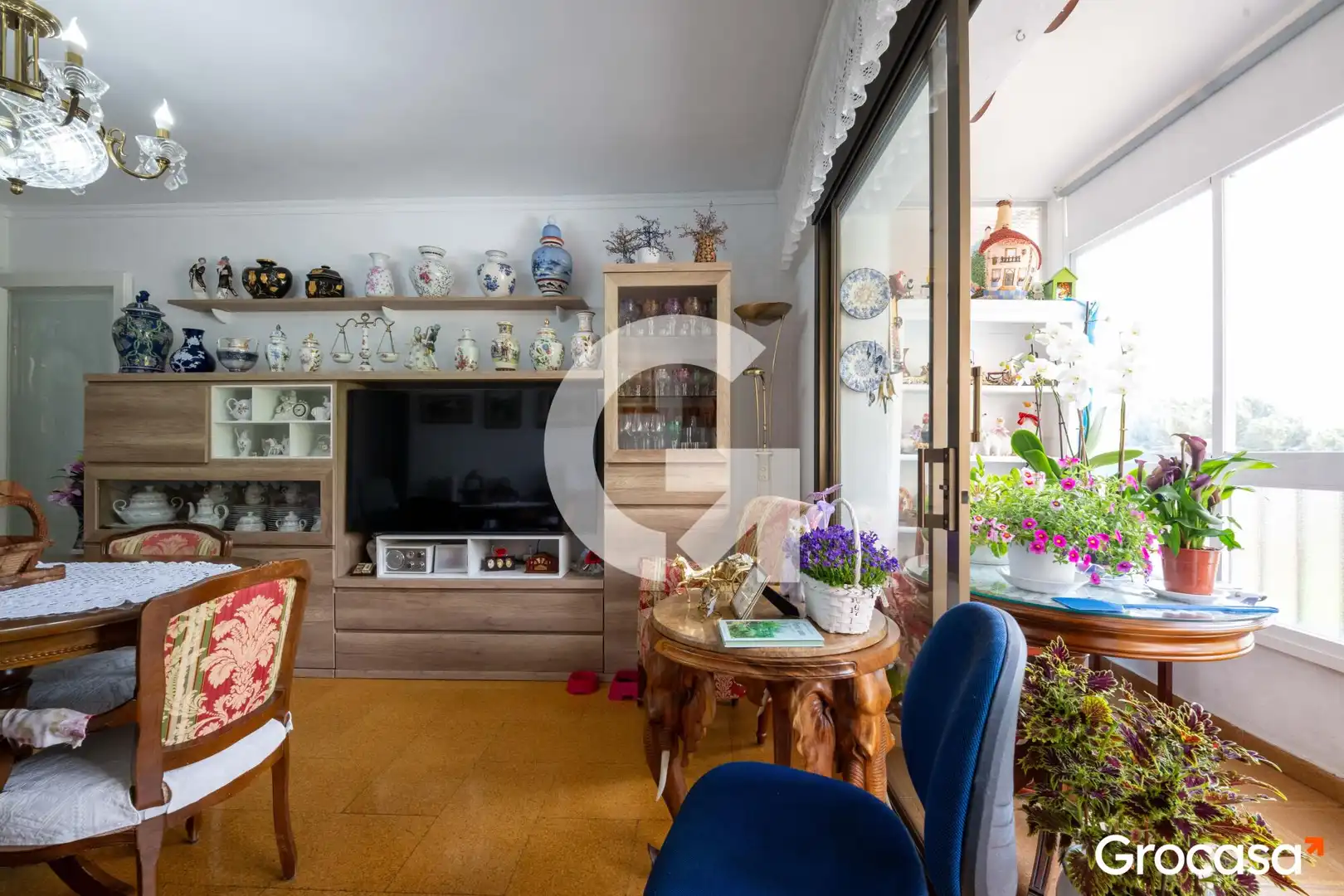 Living room of Flat for sale in Mataró  with Air Conditioner, Oven and Washing machine