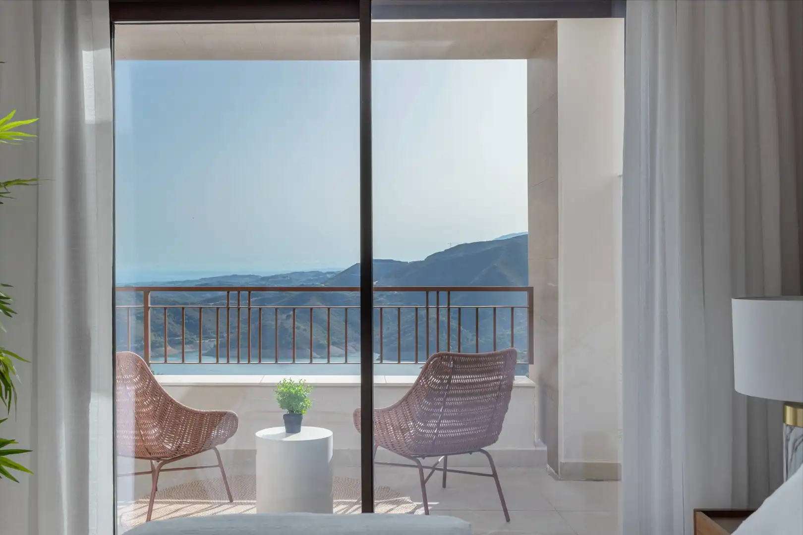 Terraza de Casa adosada en venta en Istán con Aire acondicionado, Calefacción y Jardín privado