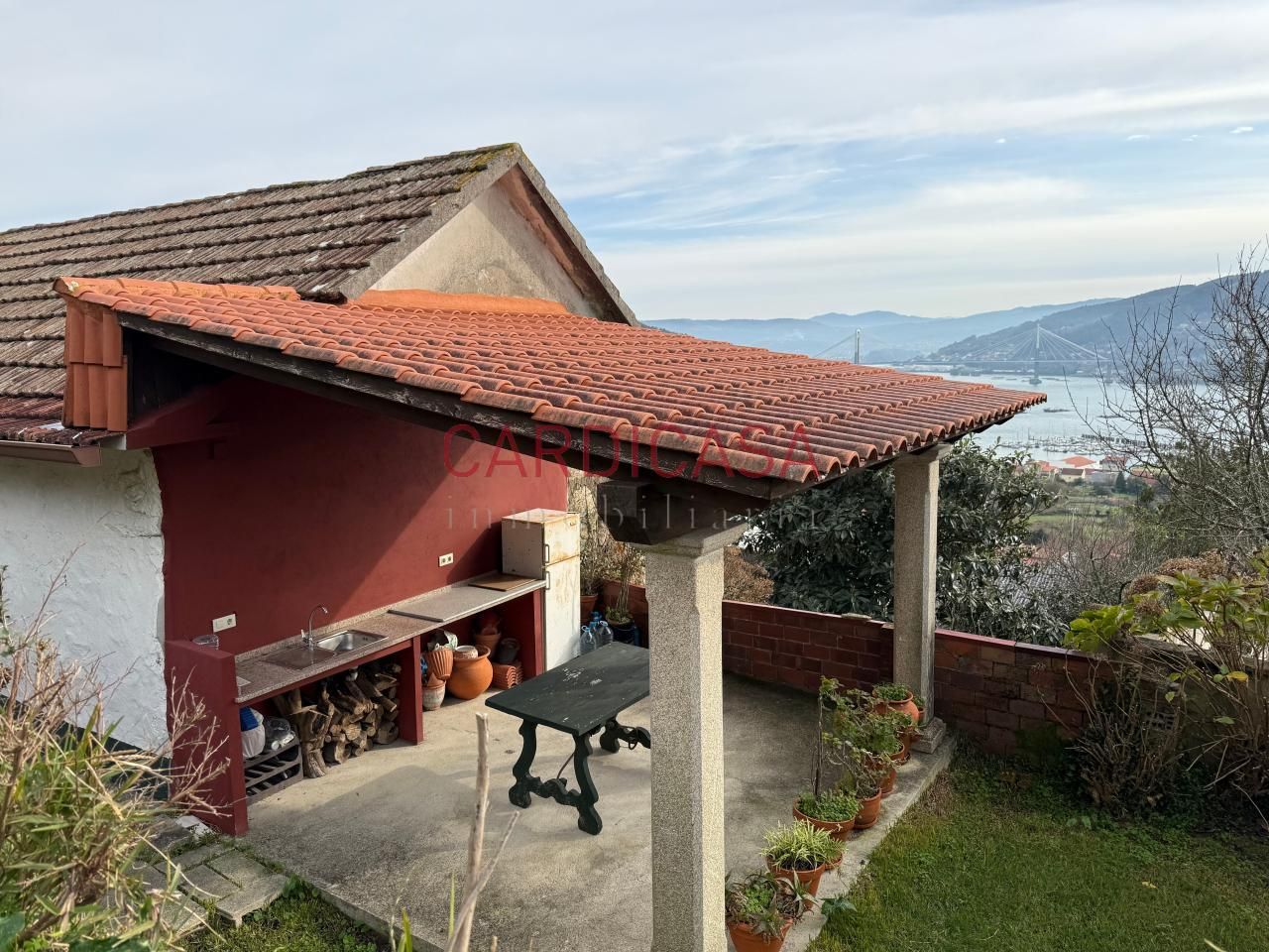 Terrassa de Casa o xalet en venda en Moaña amb Calefacció, Jardí privat i Terrassa