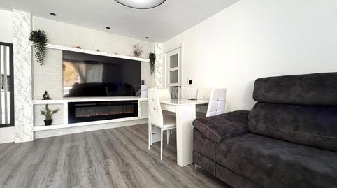 Foto 4 de Piso en venta en Lloreda, Badalona