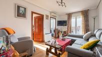 Living room of Flat for sale in  Madrid Capital  with Air Conditioner, Heating and Terrace